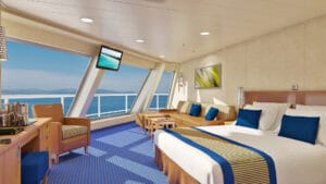 Carnival-cruise-line-Carnival-Conquest-Glory-Valor-Liberty-Freedom-schip-cruiseschip-categorie 6K-Grote-Buitenhut-Panoramazicht