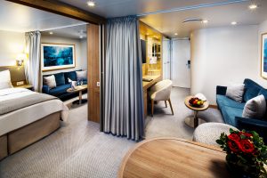 Seadream-Yacht-Cruises-Commodore Suite