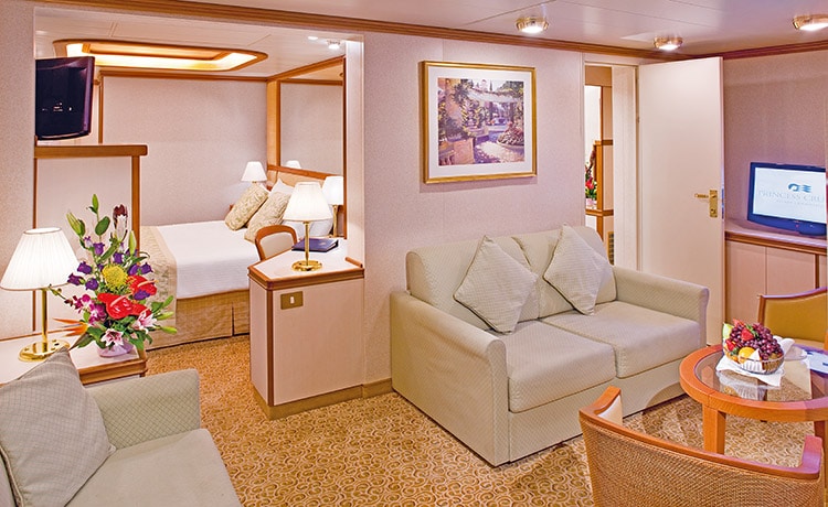 Princess-cruises-Crown-princess-schip-cruiseschip-categorie S8-familie suite met balkon