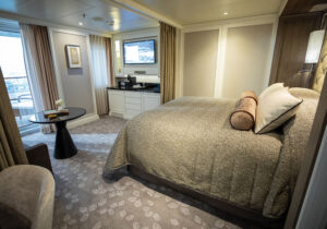 regent-seven-seas-seven-seas-explorer-schip-cruiseschip-categorie D-E-concierge suite