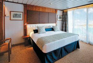Paul-Gauguin-Cruises-ms-paul gauguin-schip-cruiseschip-categorie-OS-Owner Suite