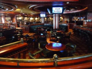 Barclub op de Sapphire Princess