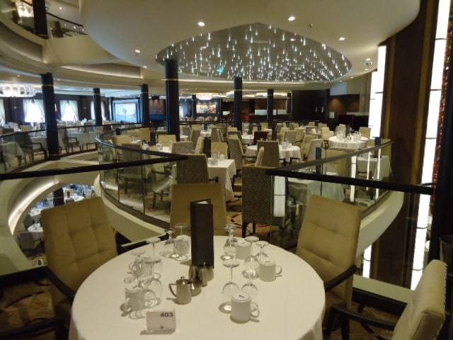 Dining-room-op-de-symphony-of-the-seas