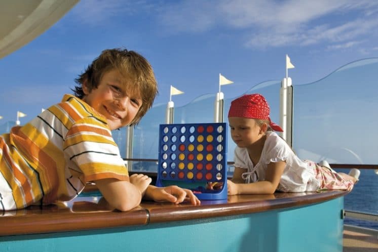 spelletjes spelen aan boord aidadiva-kids-club