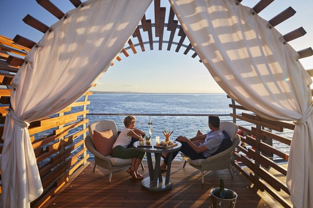 Cruiseschip-Celebrity Flora-Celebrity Cruises-Glamping