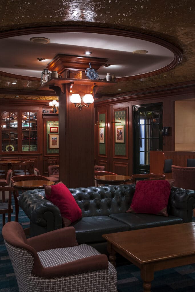 Cruiseschip-Arcadia-P&O Cruises-Lounge