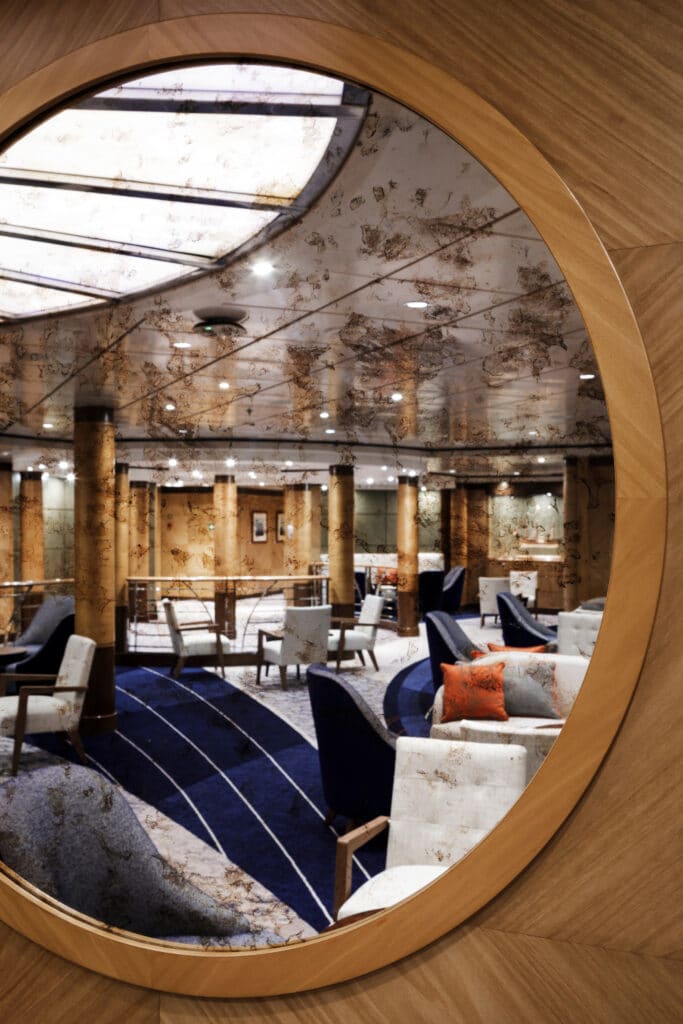 Cruiseschip-Arcadia-P&O Cruises-Spinnaker Bar