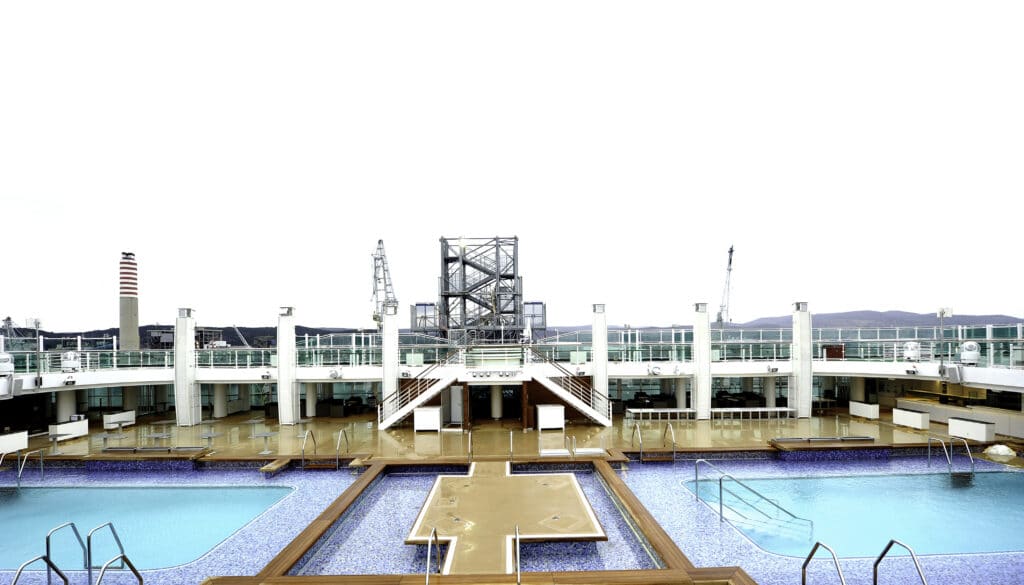 Cruiseschip-Britannia-P&O Cruises-Zwembad
