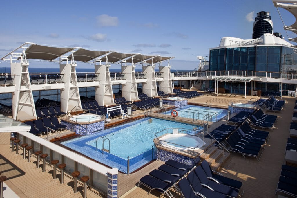 Cruiseschip-Celebrity Eclipse-Celebrity Cruises-Zwembad