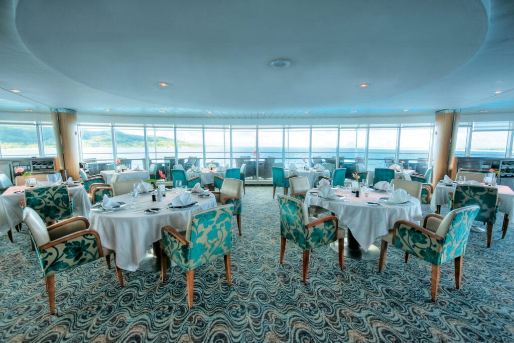 Paul Gauguin Restaurant La Veranda Cruise Cruiseschip