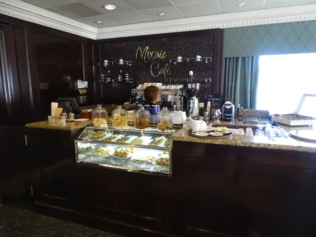 Cruiseschip-Azamara Quest-Azamara-Cafe