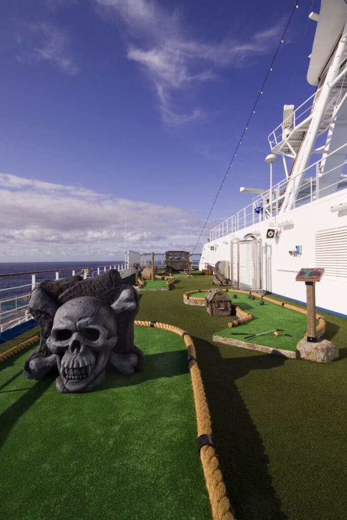 Cruiseschip-Carnival Splendor-Carnival-MiniGolf