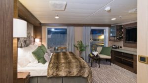 Cruiseschip-Hurtigruten-MS Nordlys-Schip-Arctic Superior-Categorie YA