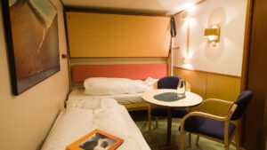 Cruiseschip-Hurtigruten-MS Nordstjernen-schip-Polar Outside-Categorie J2 en J3