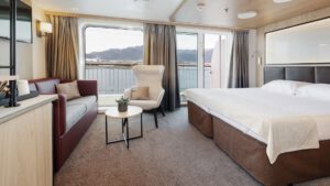 Cruiseschip-Hurtigruten-MS Otto Sverdrup-Schip-Expedition Suite-Suite-Categorie M2 en M4