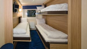 Cruiseschip-Hurtigruten-MS Richard With-schip-Polar Outside-Categorie N3