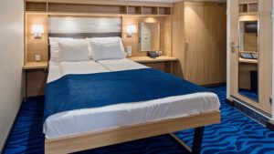 Cruiseschip-Hurtigruten-MS Spitsbergen-Schip-Polar Inside-Categorie I2D
