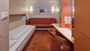 Cruiseschip-Hurtigruten-MS Trollfjord-Schip-Polar Inside-Categorie I2