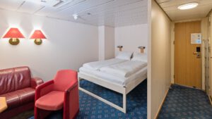 Cruiseschip-Hurtigruten-MS Vesteralen-Schip-Polar Outside-Categorie A4