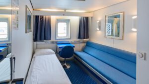 Cruiseschip-Hurtigruten-MS Vesteralen-Schip-Polar Outside-Categorie J2