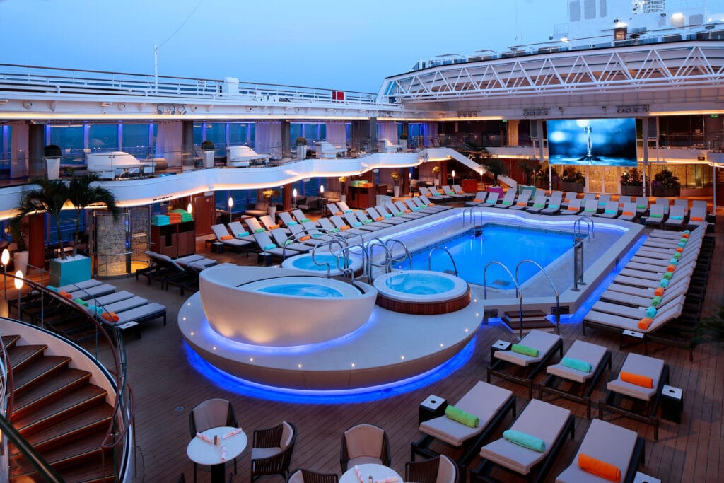 cruiseschip - Holland America Line - Koningsdam - Lido Pool