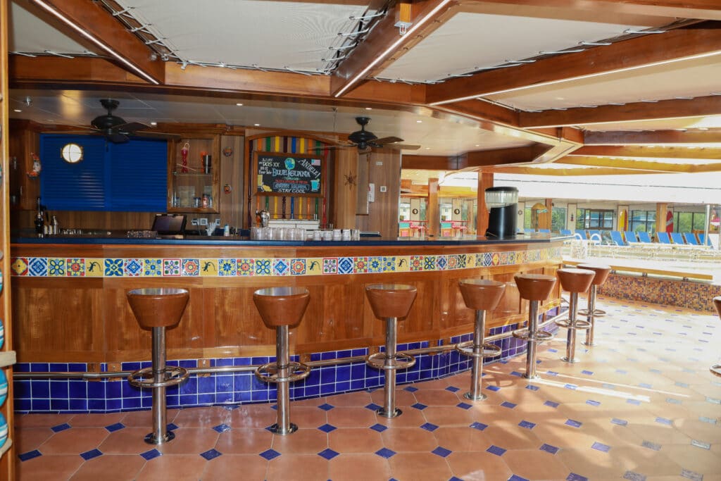 Cruiseschip-Carnival Legend-Carnival-Bar