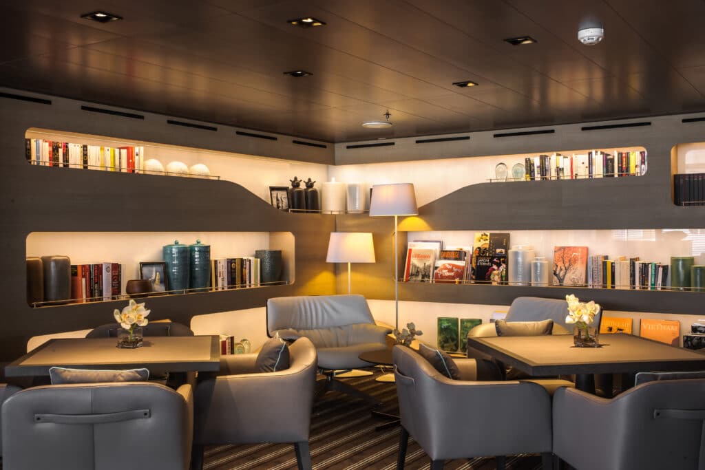 Cruiseschip-L'Austral-Ponant Yacht Cruises-Bibliotheek