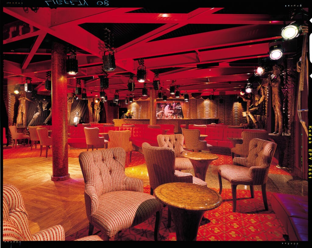 Cruiseschip-Carnival Liberty-Carnival-Bar