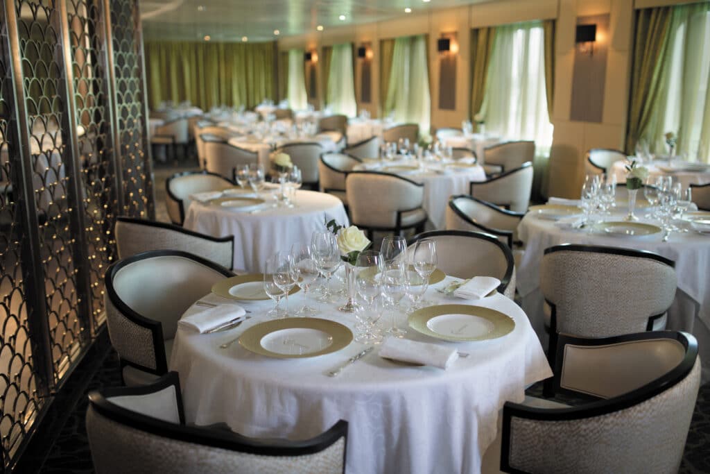 Cruiseschip-Seven Seas Mariner-Regent Seven Seas Cruises-Restaurant