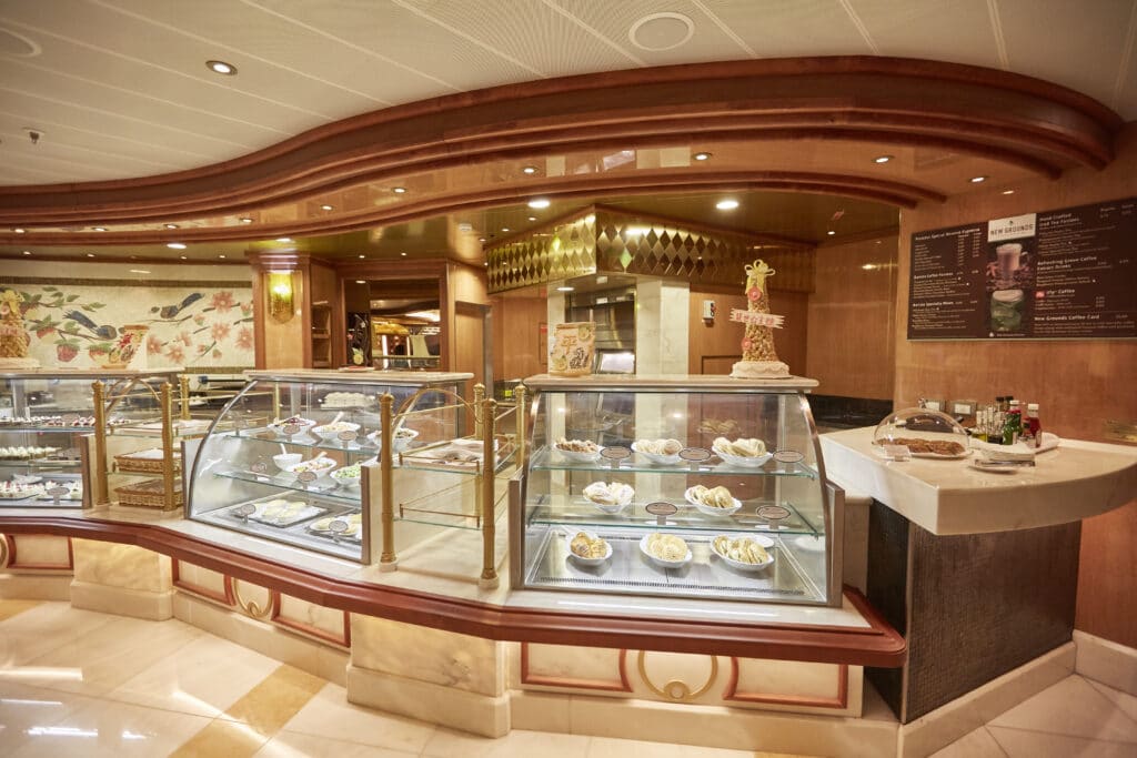 Cruiseschip-Majestic Princess-Princess Cruises-International Cafe