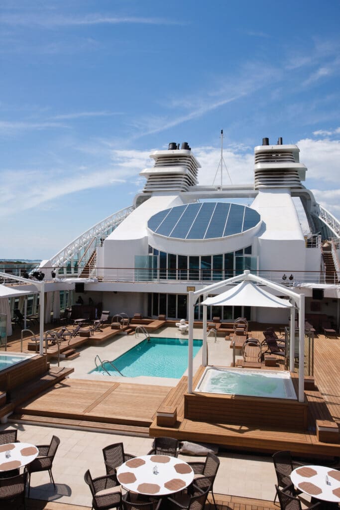 Cruiseschip-Seabourn Sojourn-Seabourn-Zwembaddeck