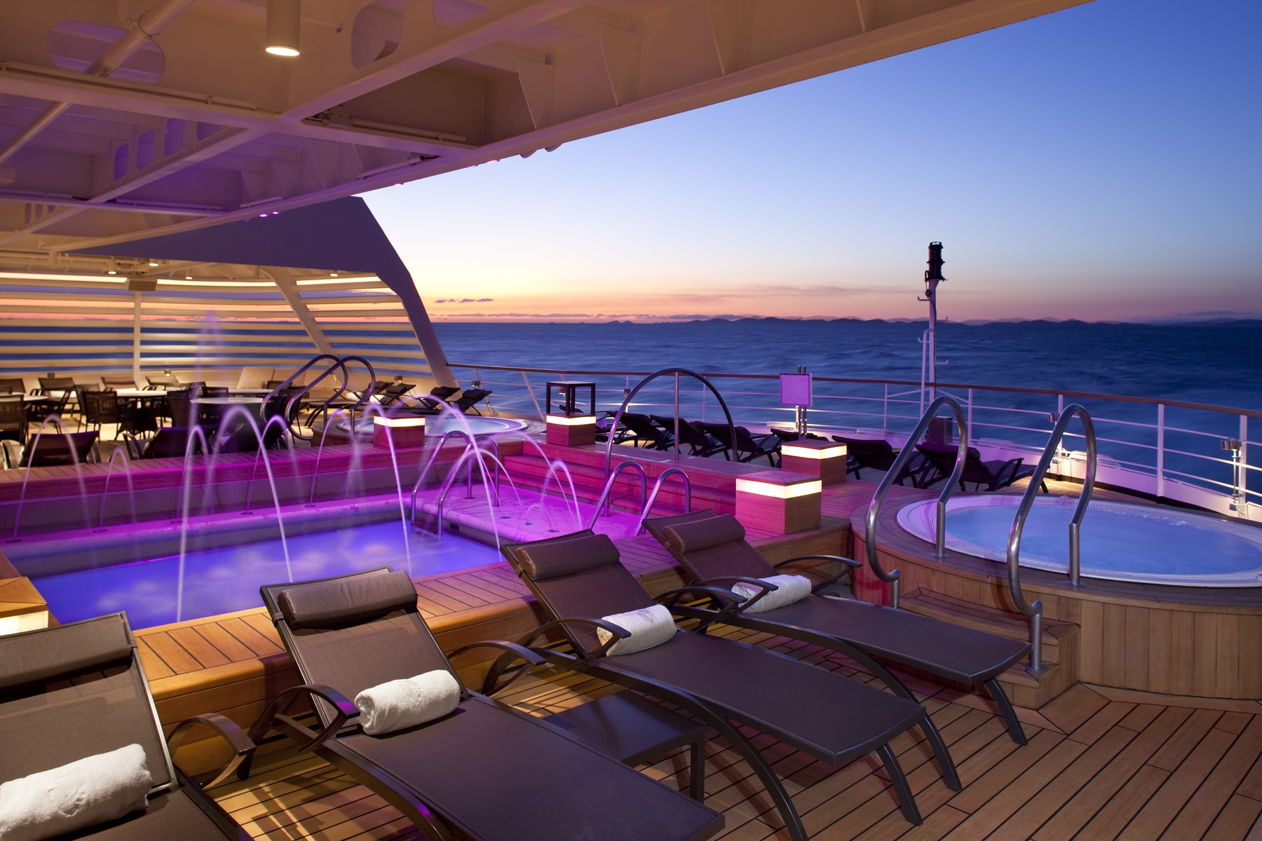 Cruiseschip-Seabourn Sojourn-Seabourn Cruise Line-Zwembad Achterdeck