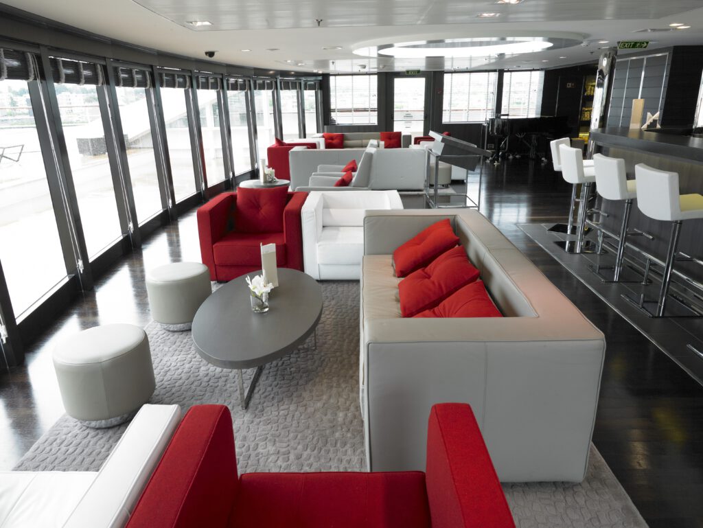 Cruiseschip-Le Boreal-Ponant Yacht Cruises-Lounge