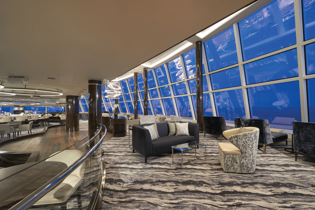 Cruiseschip-Norwegian Bliss-Norwegian Cruise Line-Observation Lounge