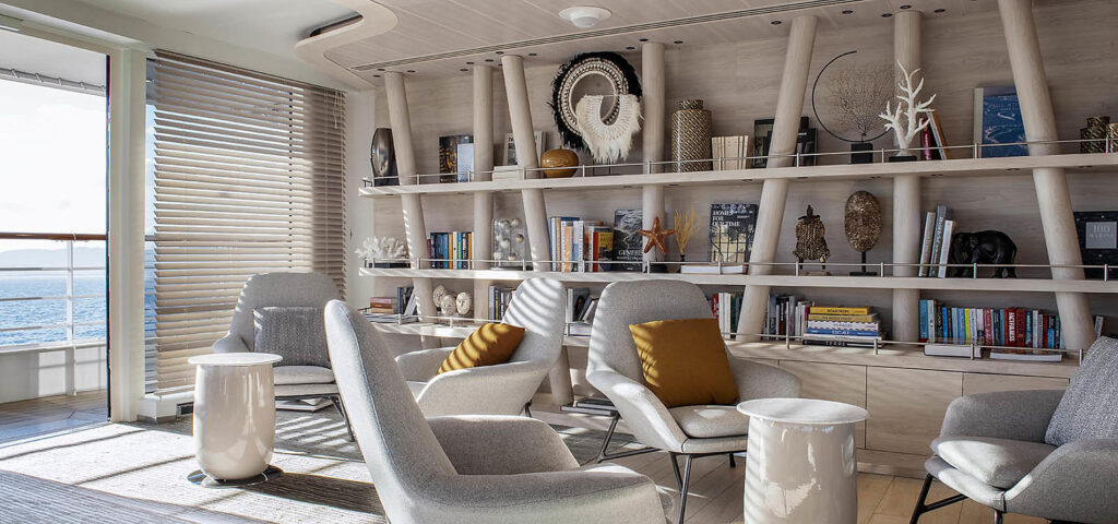 Cruiseschip-Le Jaques Cartier-Ponant-Lounge