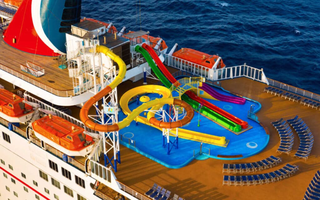 Cruiseschip-Carnival Paradise-Carnival Cruise Line-Glijbanen
