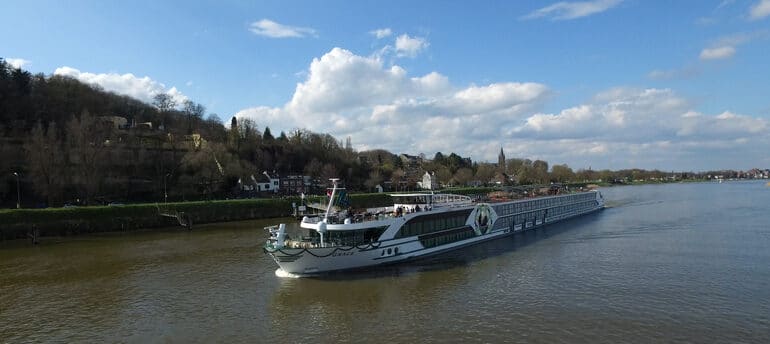 Frienschip-Riviercruise-HS-Grace