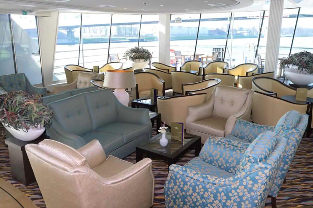 AmaWaterways-Rivier-Schip-Amalyra-Lounge