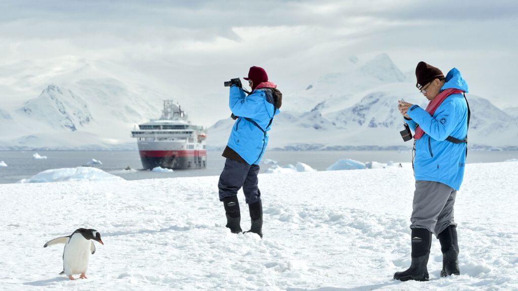 Cruiseschip-Hurtigruten-MS Fram-Schip-Schip Sfeer