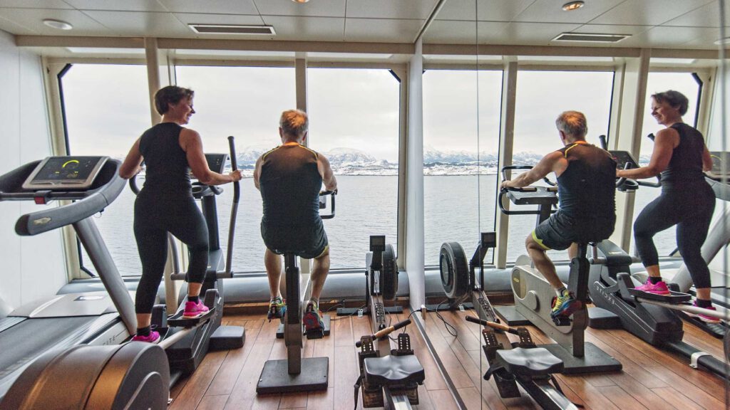 Cruiseschip-Hurtigruten-MS Trollfjord-schip-Fitness