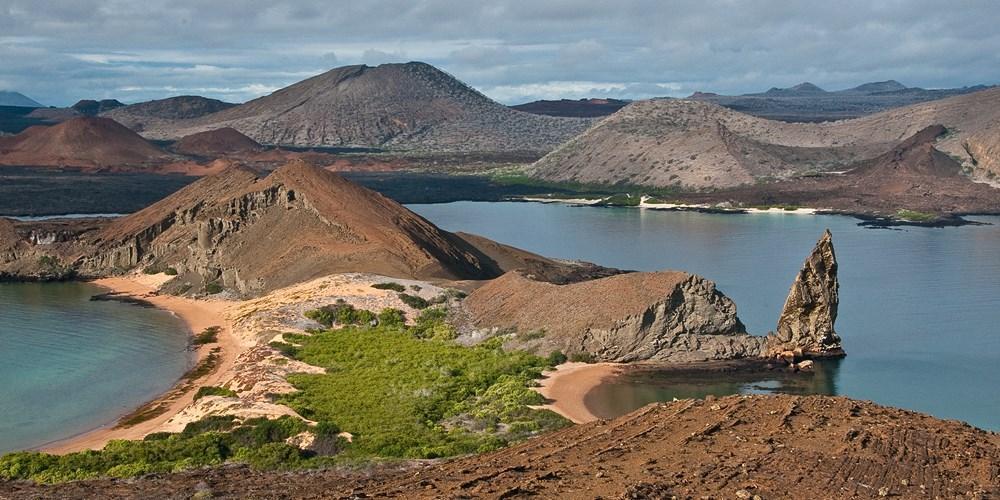 Galapagos-Bartolome-haven.jpg