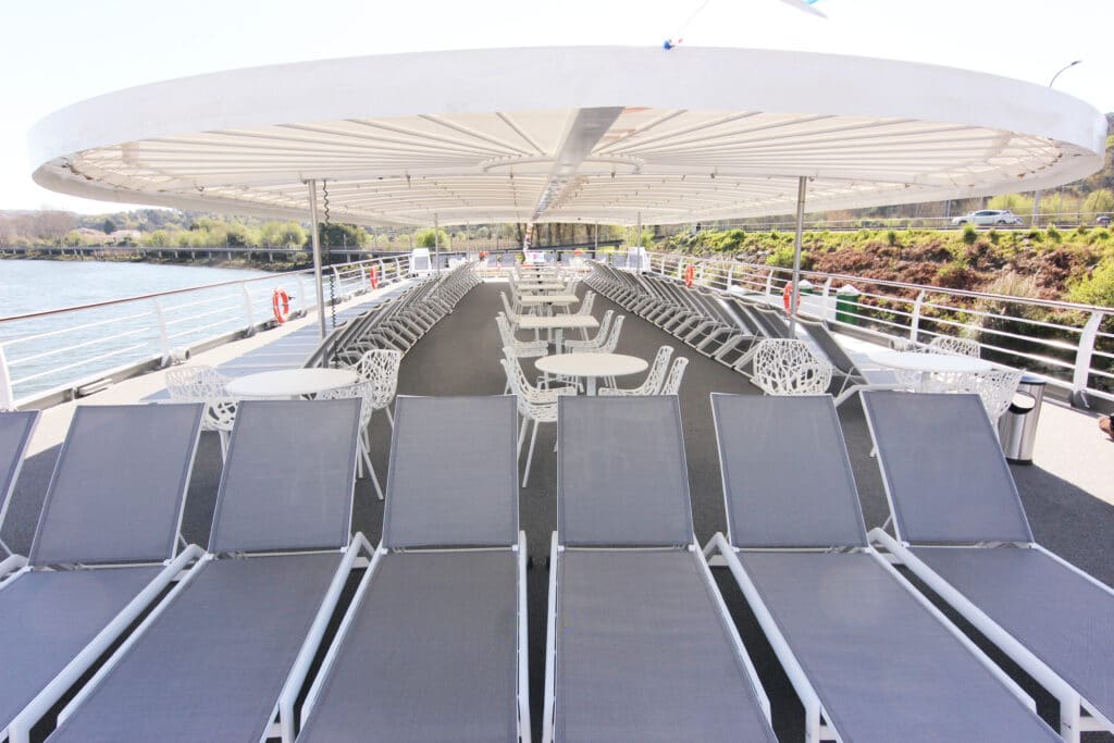 Rivierschip-Croisieurope-MS Amalia Rodrigues-Schip-Cruise-Zonnedek