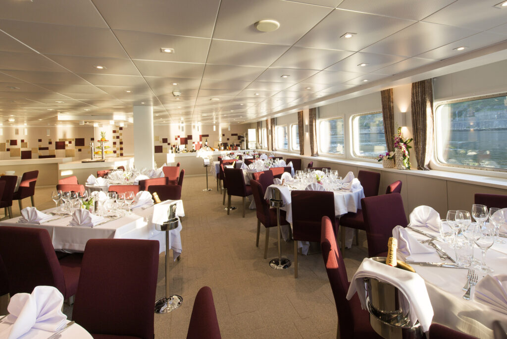 Rivierschip-CroisiEurope-MS Miguel Torga-Cruise-Restaurant