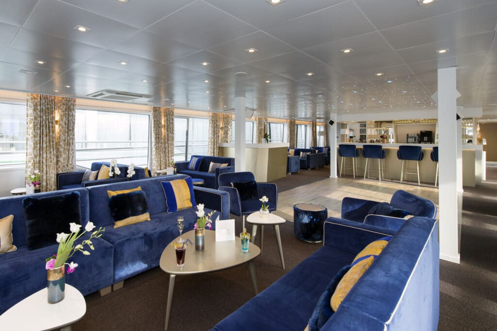 Rivierschip-CroisiEurope-MS Symponie-Cruise-Salon-Bar