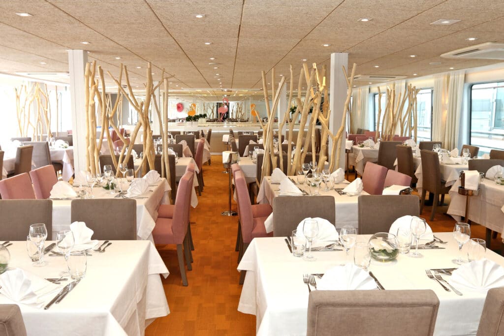 Rivierschip-CroisiEurope-MS-Camargue-Cruise-Restaurant