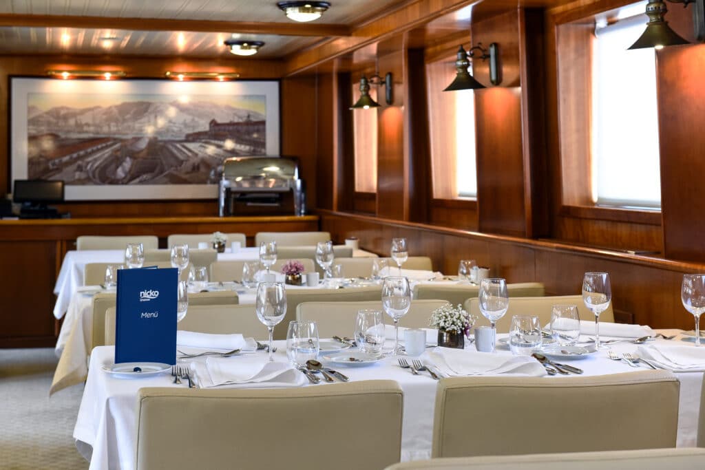 Rivierschip-Nicko Cruises-MS Douro Prince-Cruise-Restaurant (2)