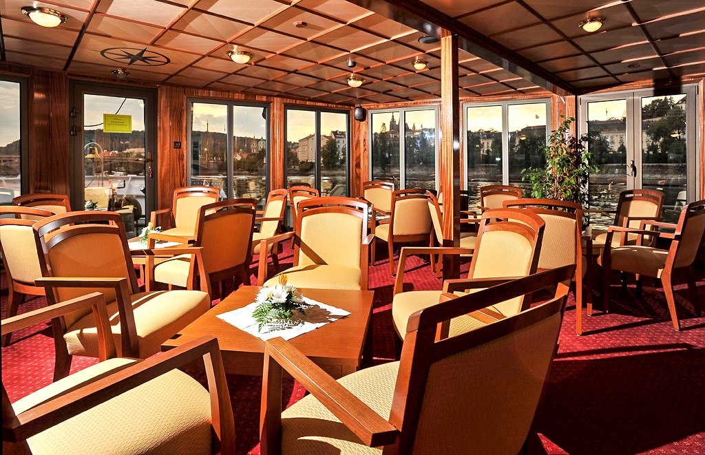 Rivierschip-Nicko Cruises-MS Florentina-Cruise-Salon