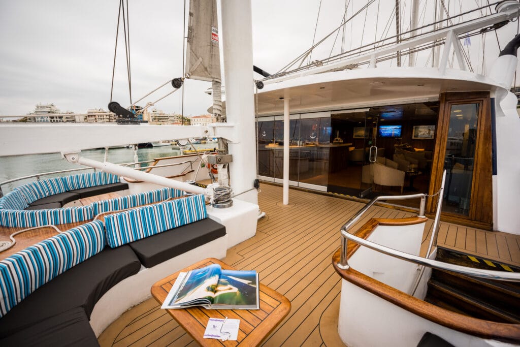 Cruiseschip-Variety Cruises-MS Panorama-Cruises-Bovendek-Buitenterras
