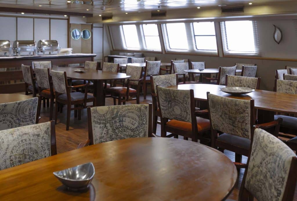 Variety-Cruises-MS-Pegasos-Cruiseschip-Cruises-Restaurant
