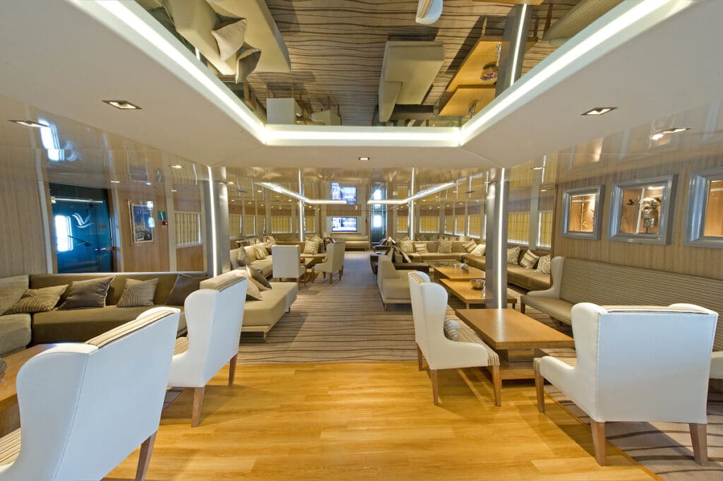 Cruiseschip-Variety Cruises-Variety Voyager-Receptie-Bar